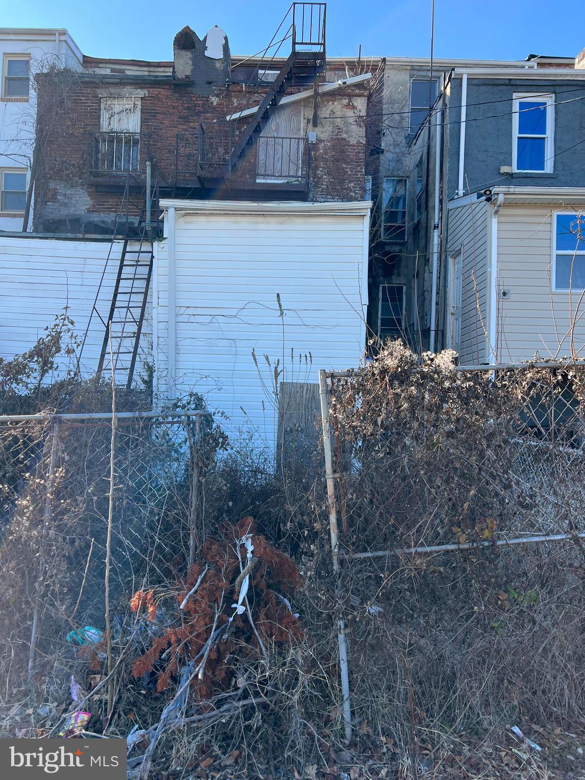 BROADWAY EAST - Residential