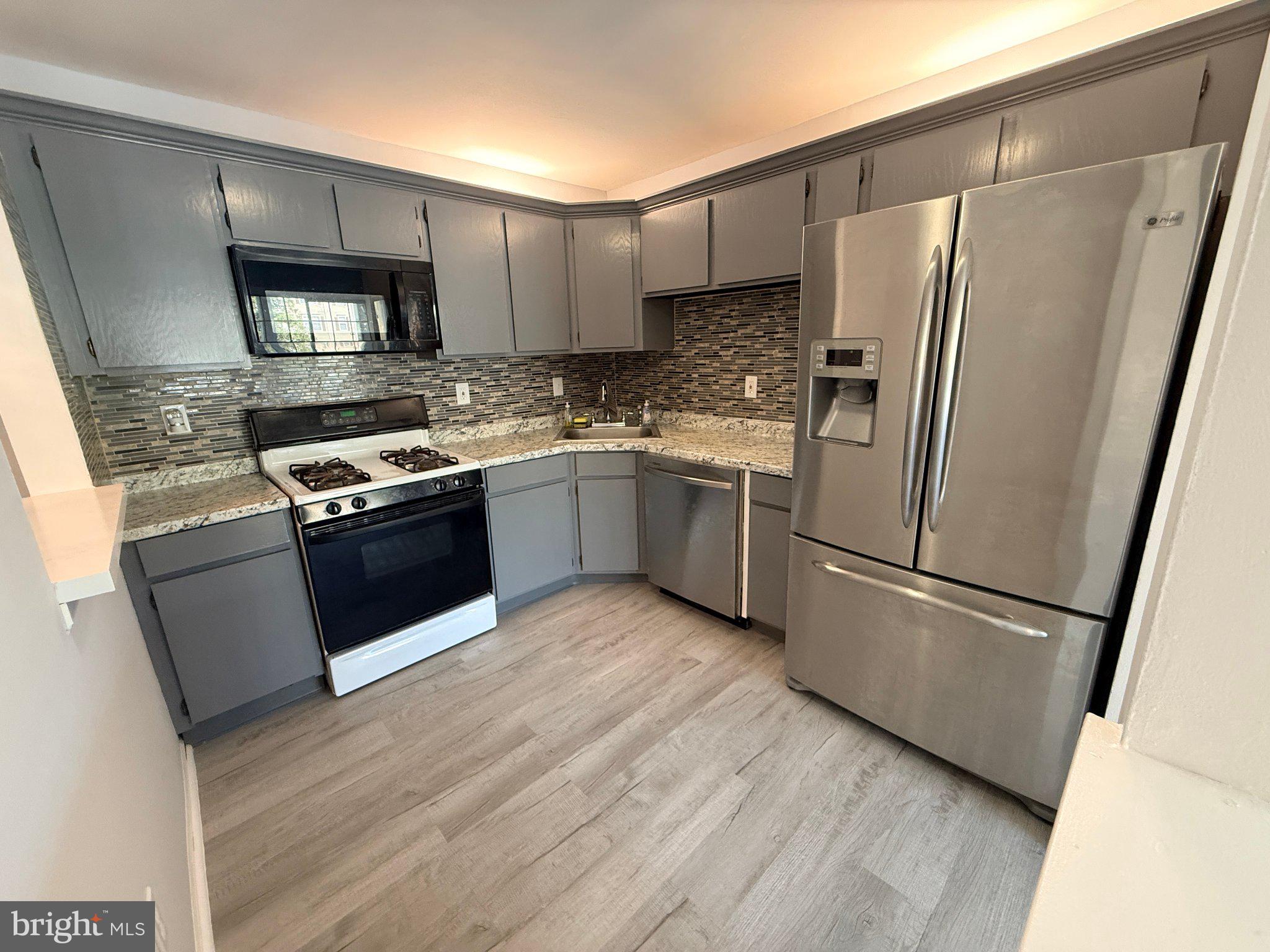 98 IROQUOIS DRIVE 98
