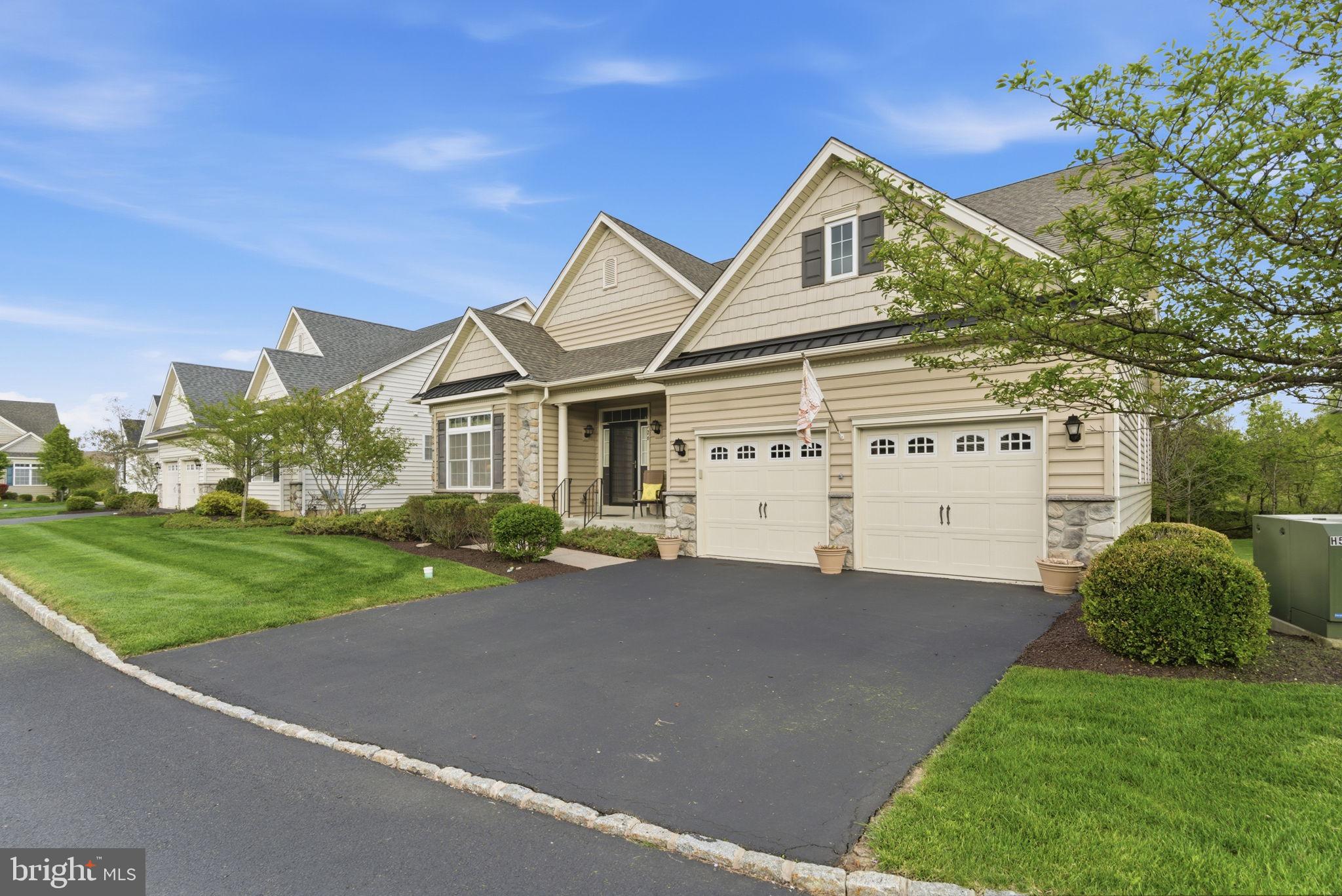 MONTGOMERY PRESERVE - Residential