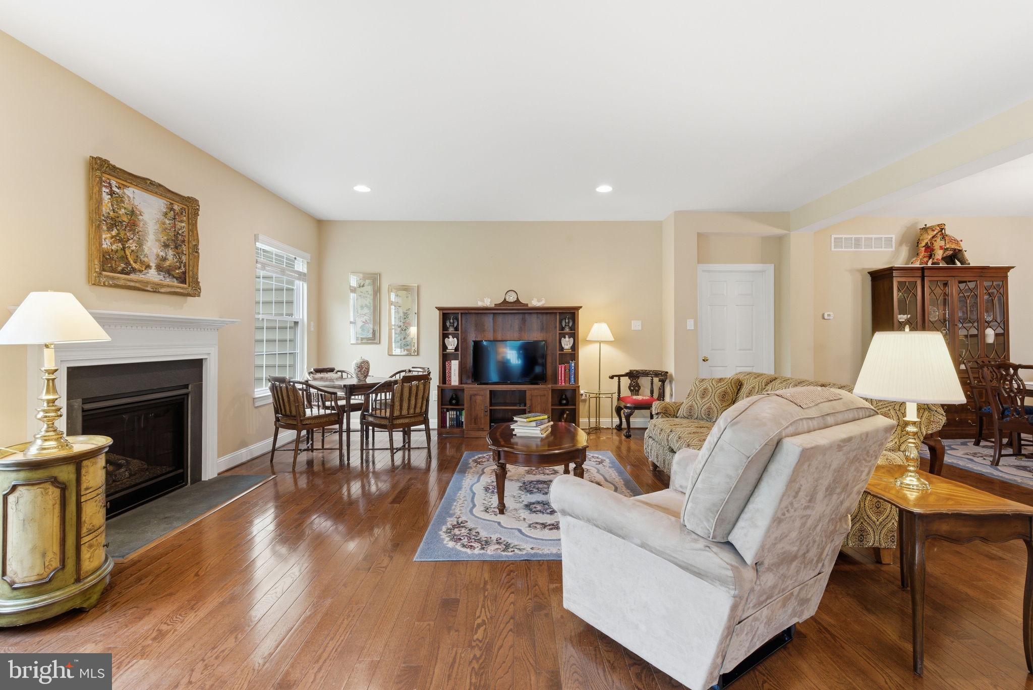 MONTGOMERY PRESERVE - Residential