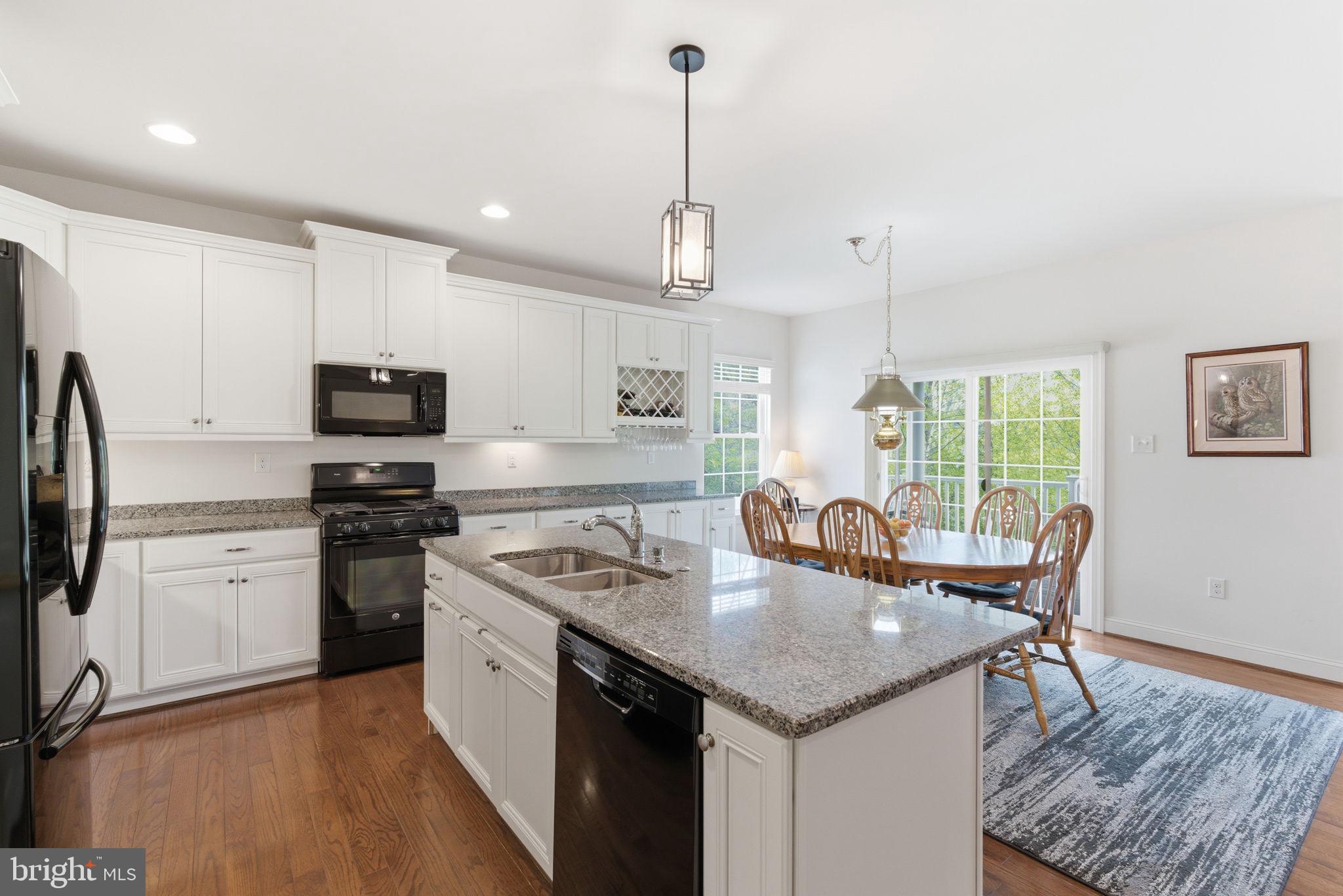 MONTGOMERY PRESERVE - Residential