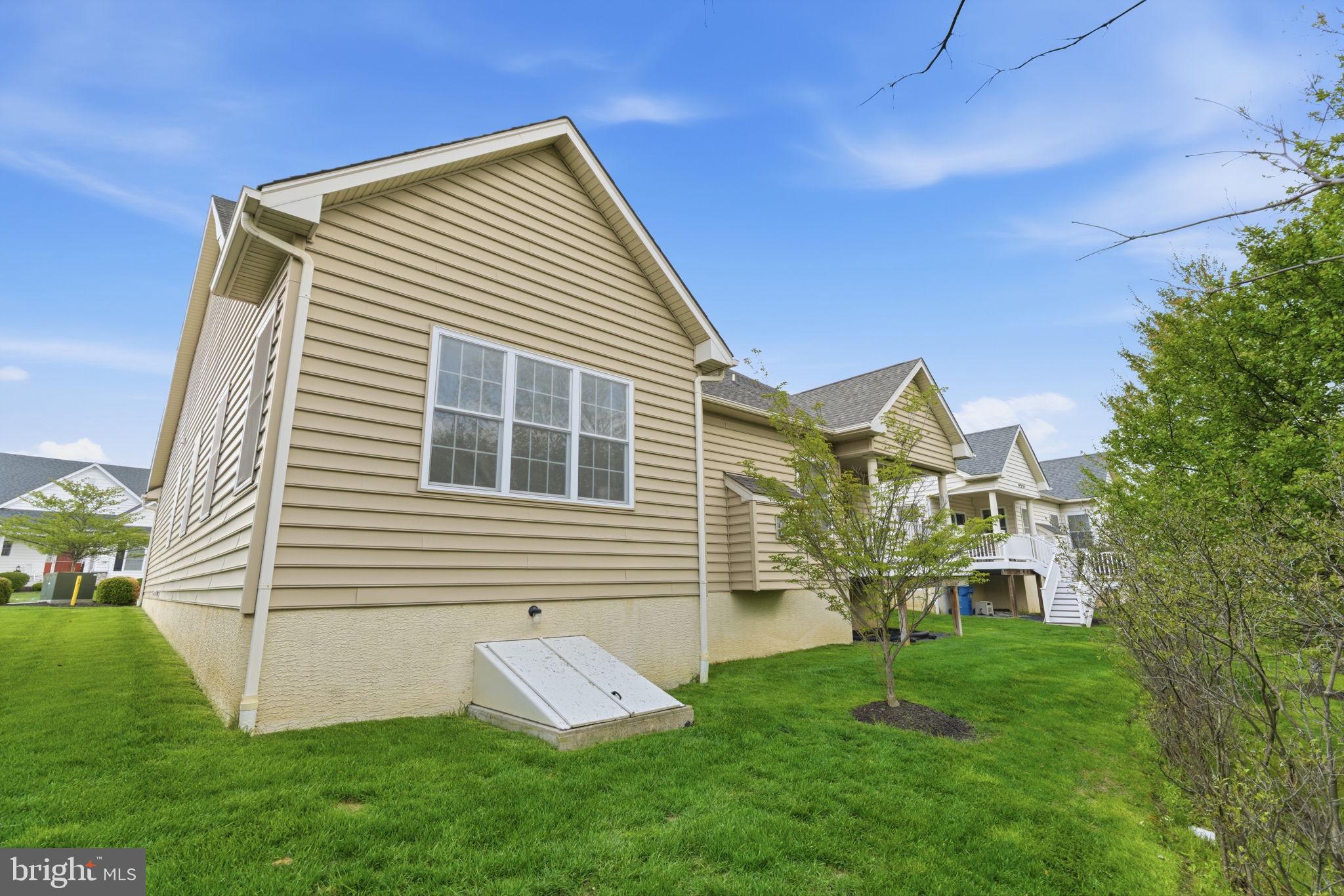 MONTGOMERY PRESERVE - Residential