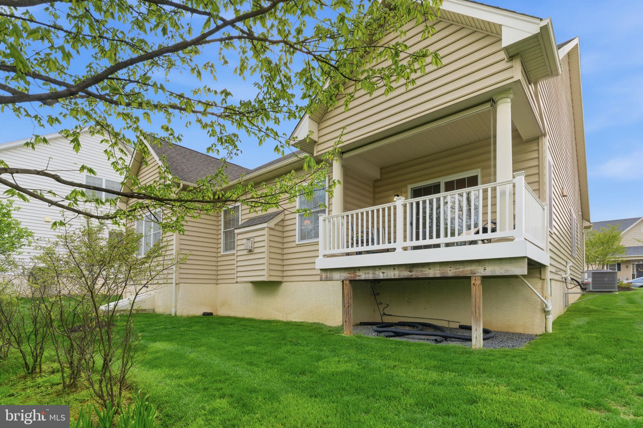 MONTGOMERY PRESERVE - Residential