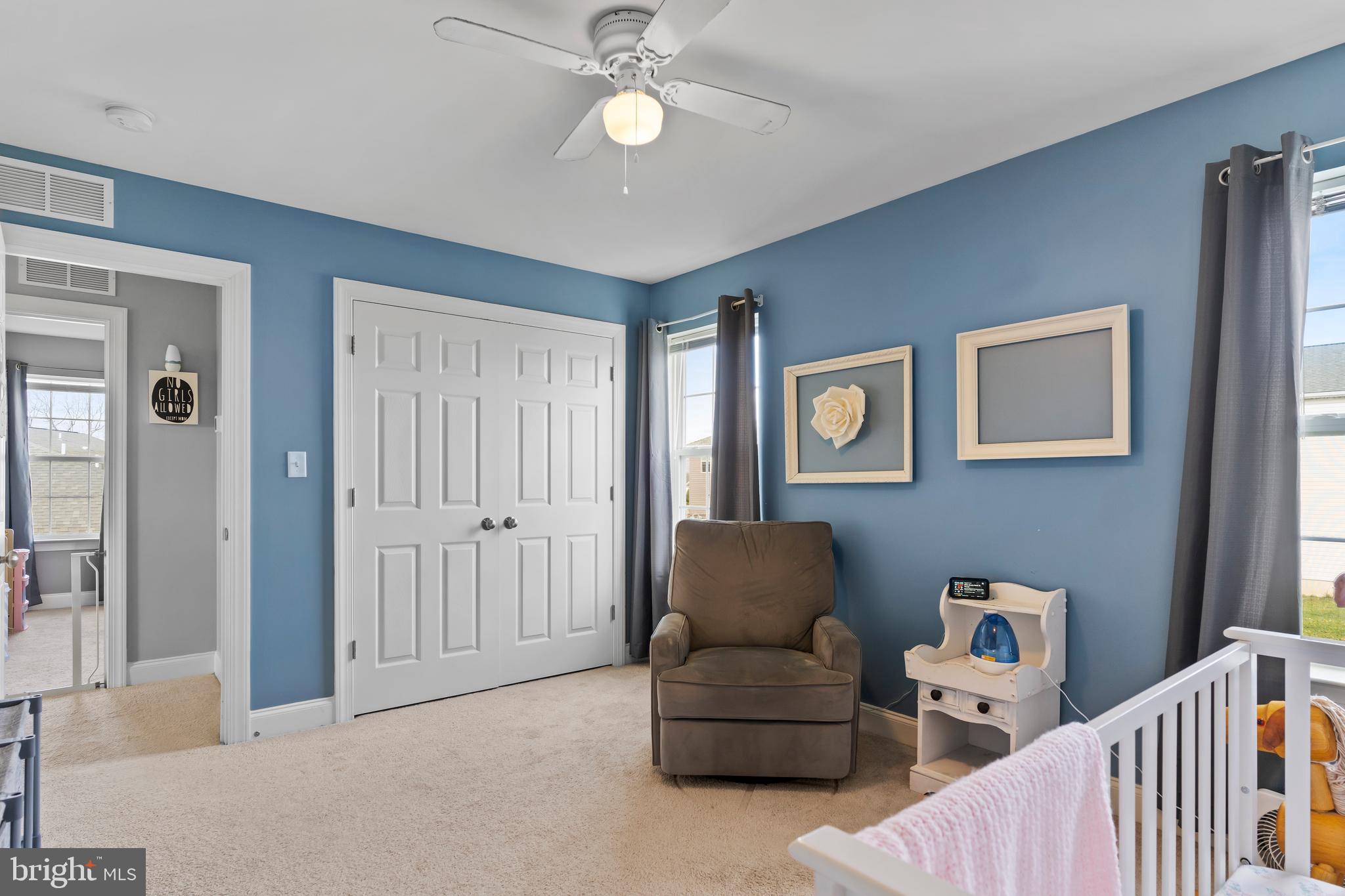 WINDY HEIGHTS, THE NEW - Residential