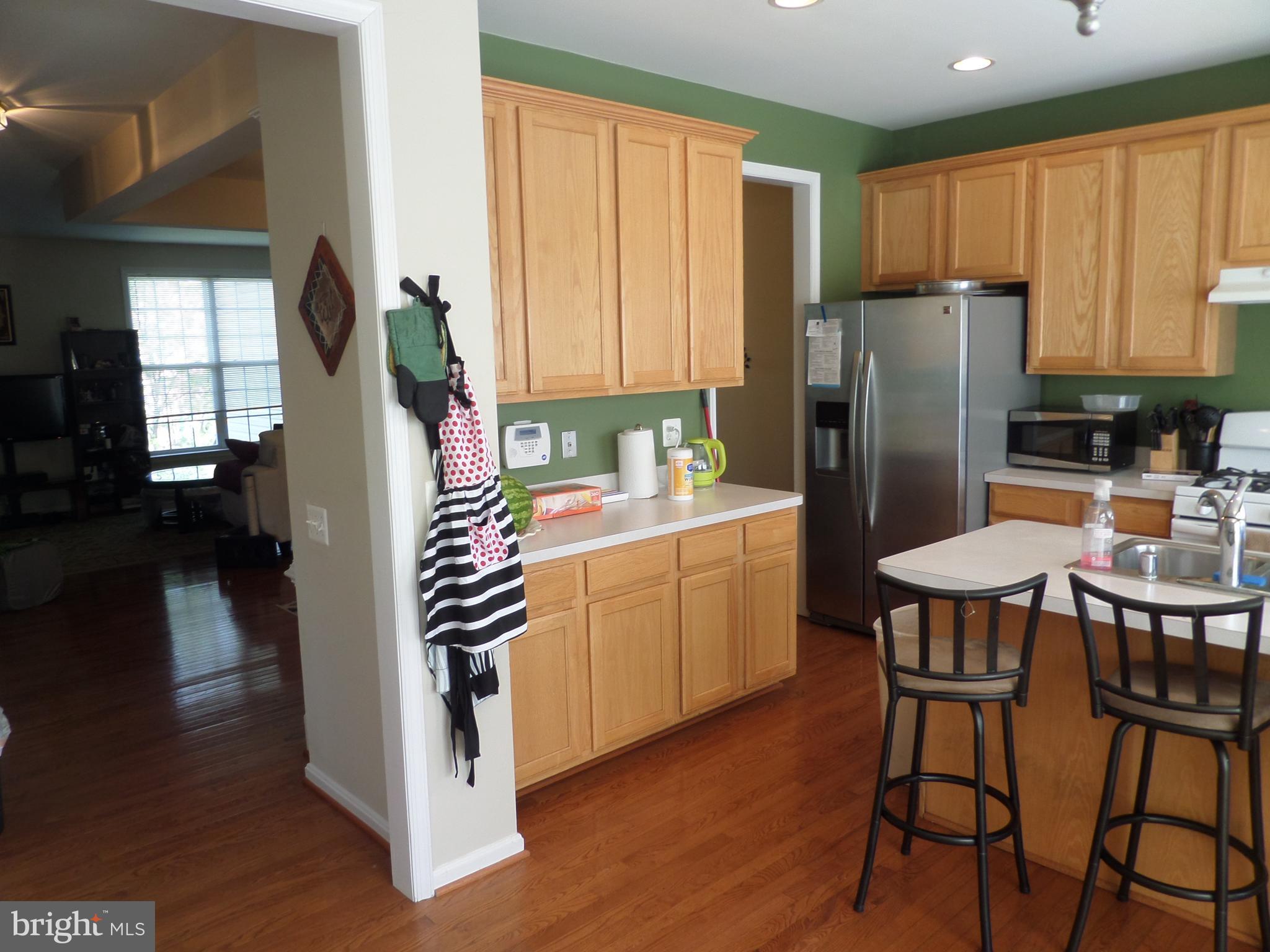 TALL OAKS - Residential Lease