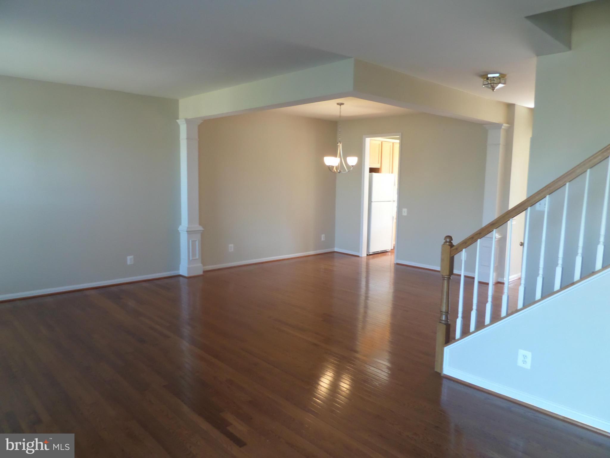 TALL OAKS - Residential Lease