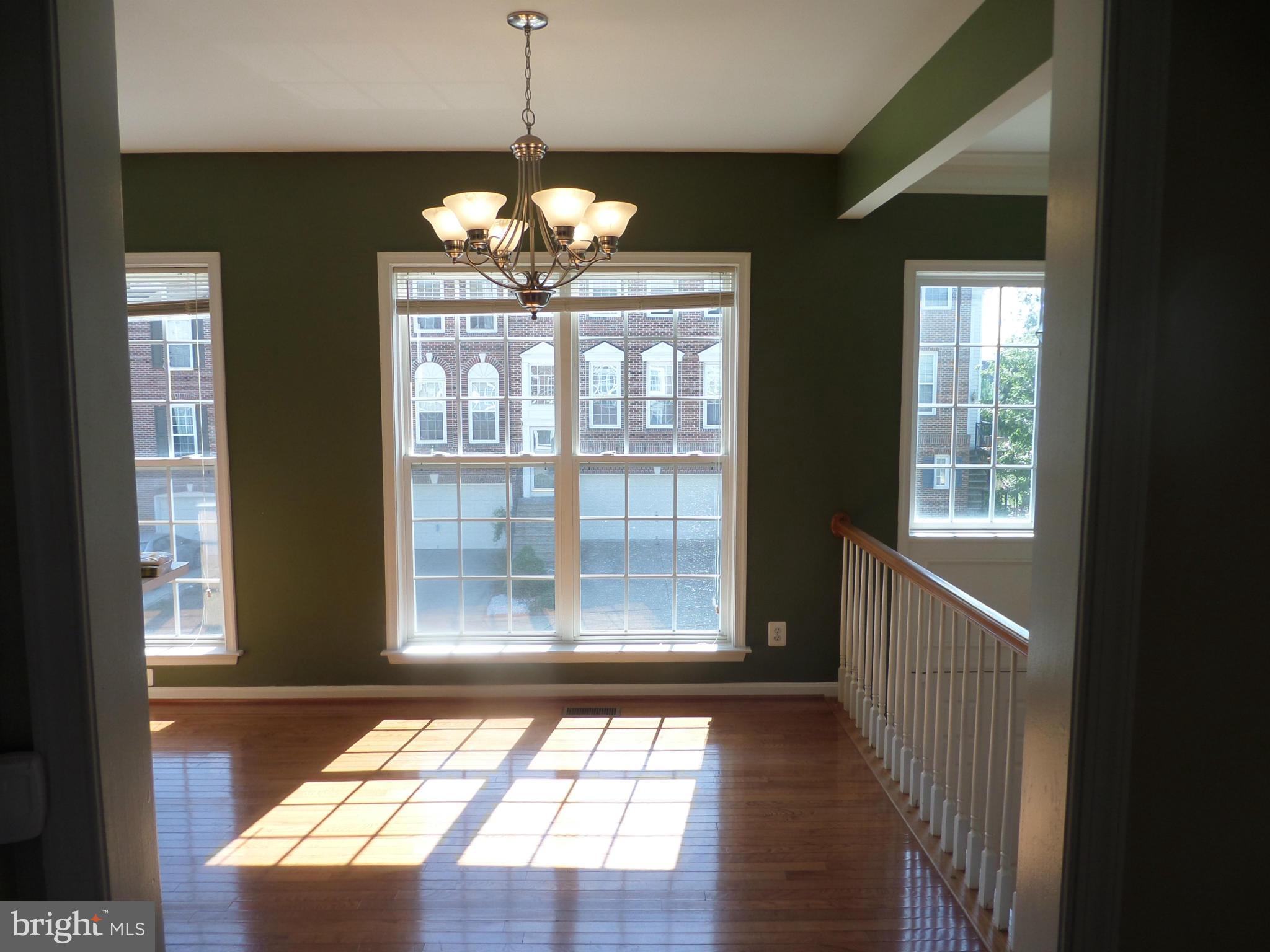 TALL OAKS - Residential Lease