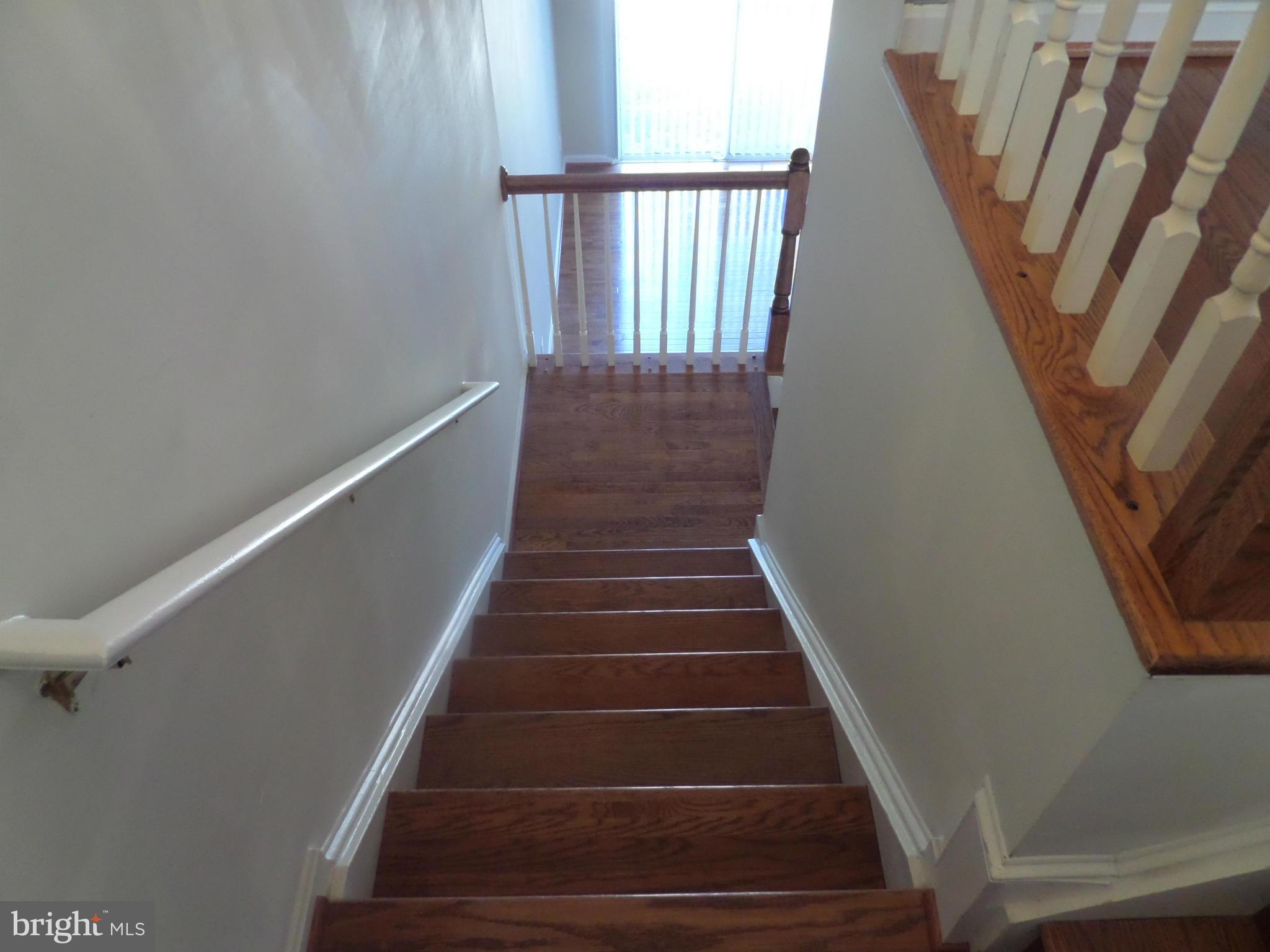 TALL OAKS - Residential Lease