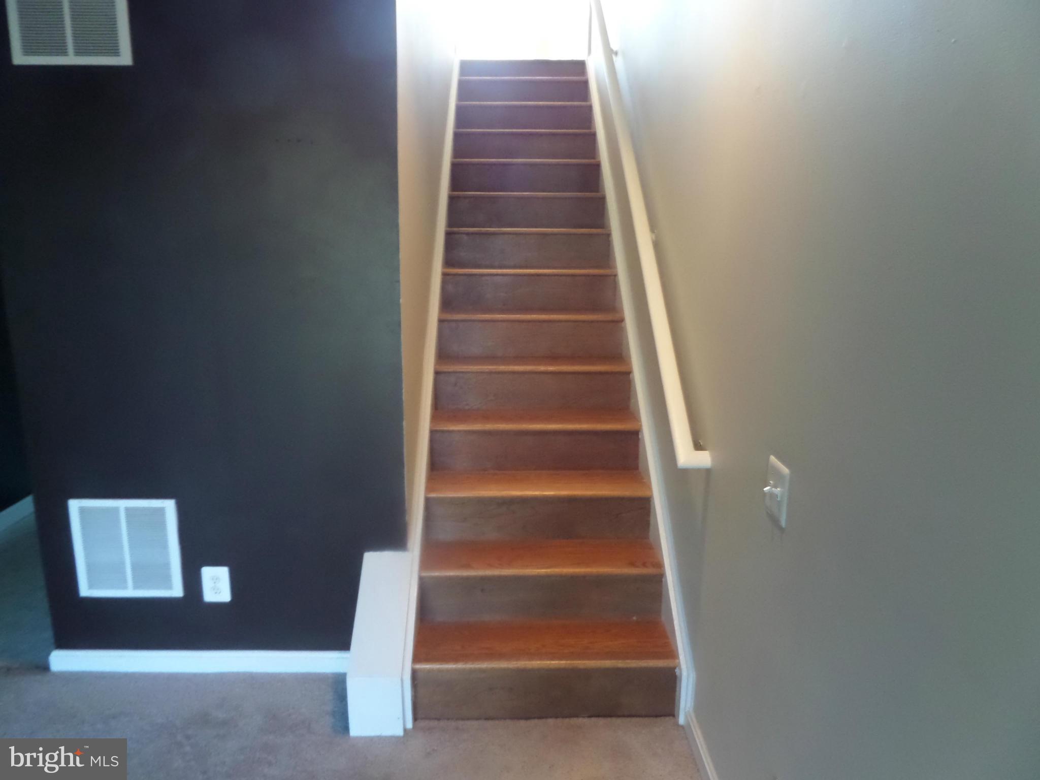 TALL OAKS - Residential Lease