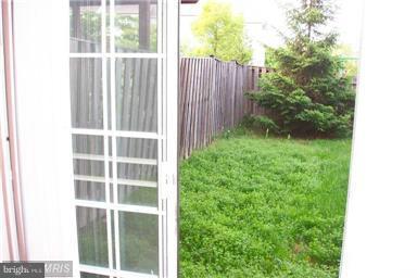 TALL OAKS - Residential Lease