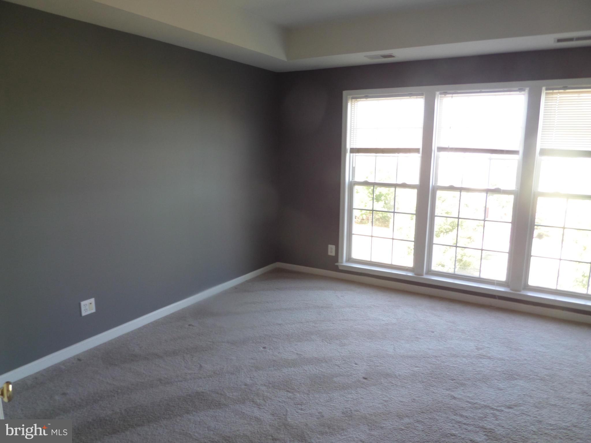 TALL OAKS - Residential Lease