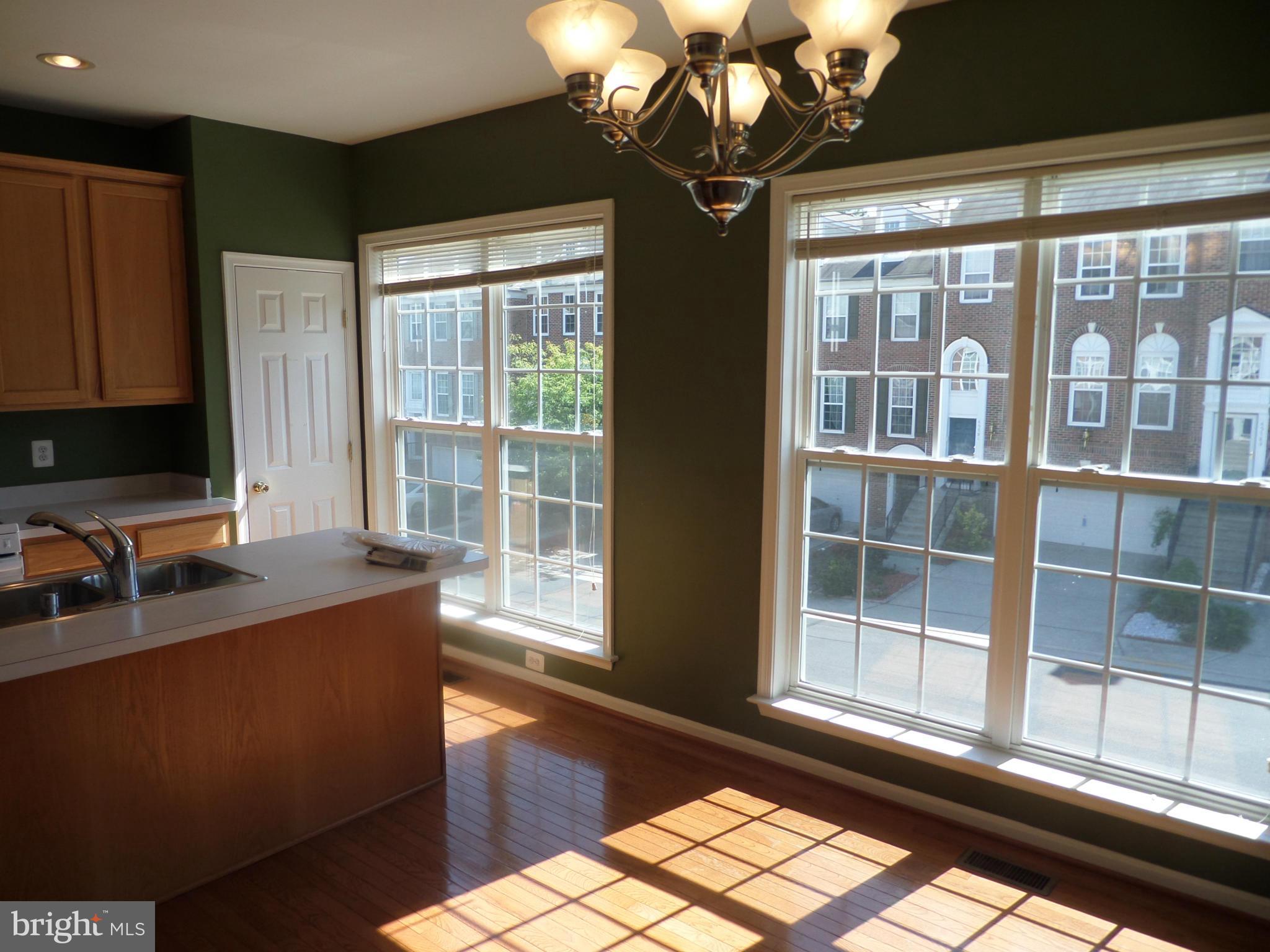 TALL OAKS - Residential Lease