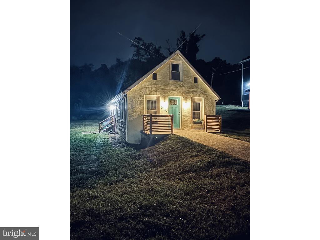 OAKMONT - Residential Lease