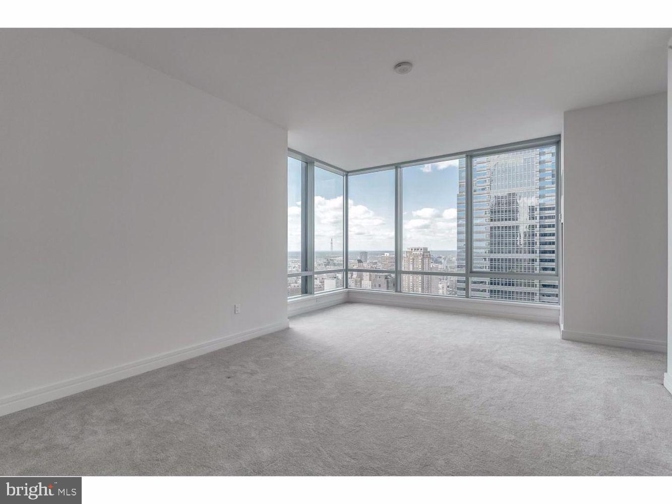 PENN SQUARE - Residential