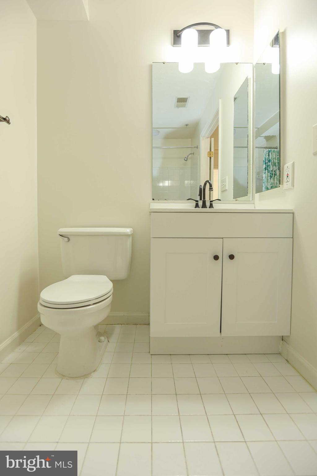 DEVONSHIRE AT WHITEMARSH - Residential