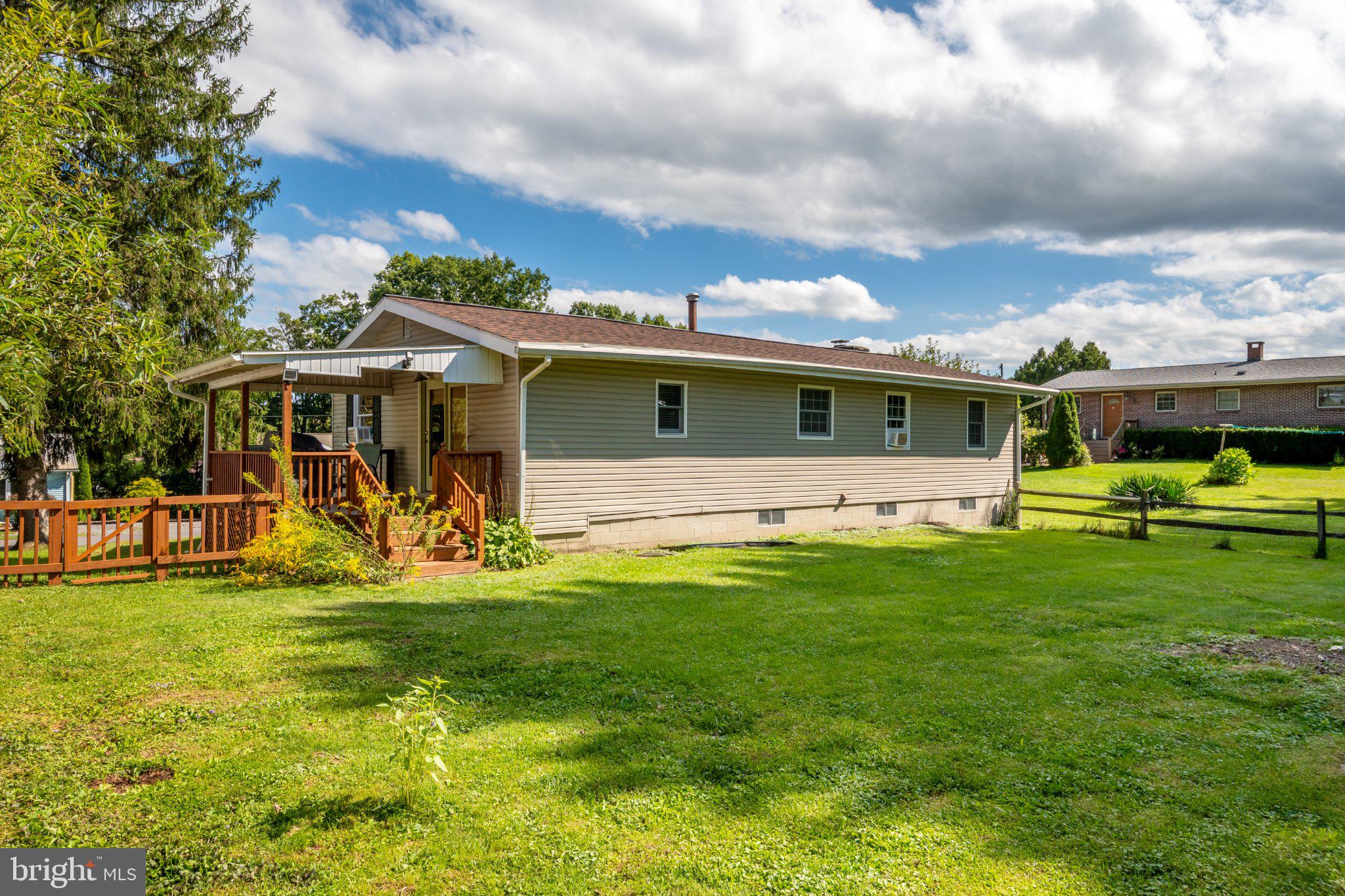 139 S OAKHALL DRIVE