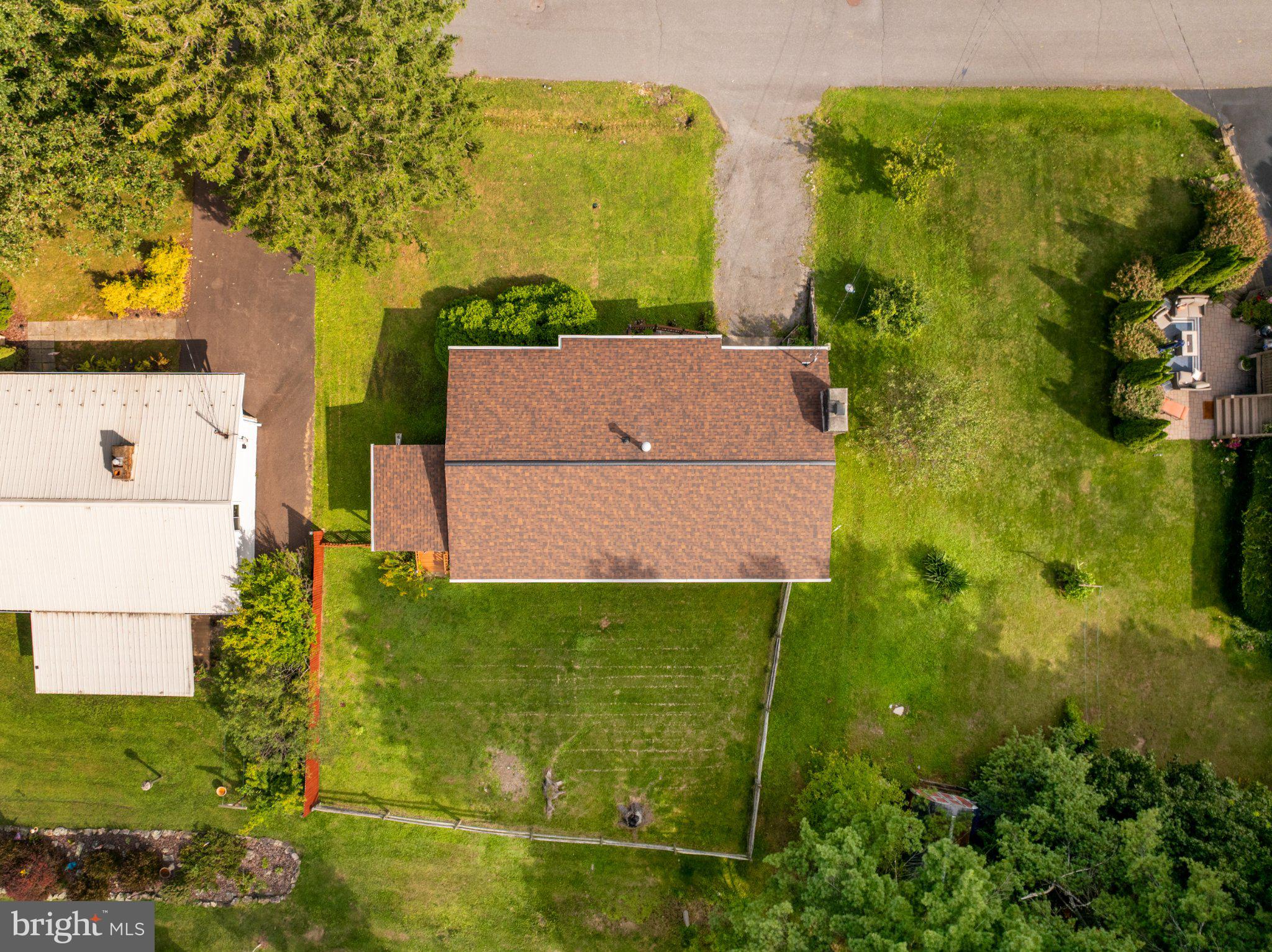 139 S OAKHALL DRIVE