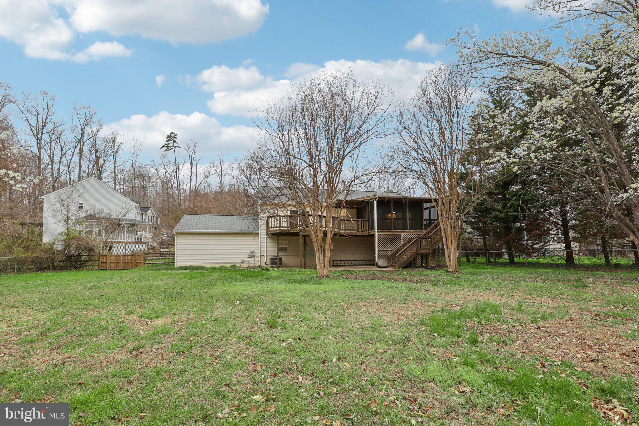 ARGYLE HILLS - Residential