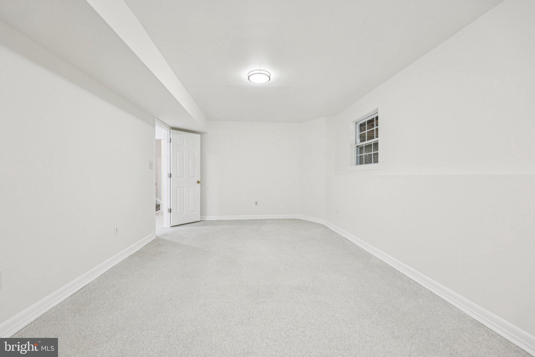 ARGYLE HILLS - Residential