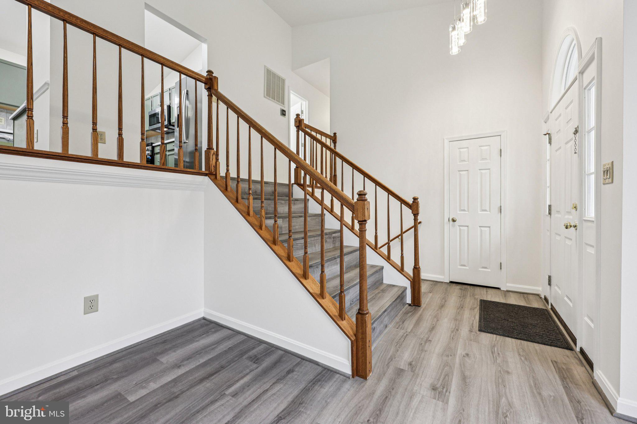 ARGYLE HILLS - Residential