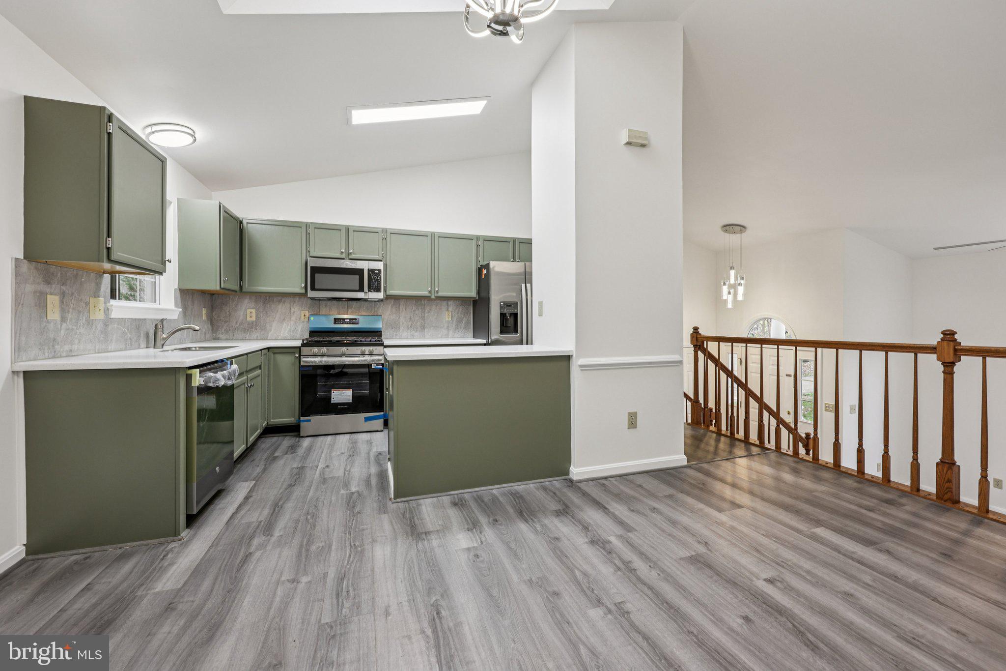 ARGYLE HILLS - Residential