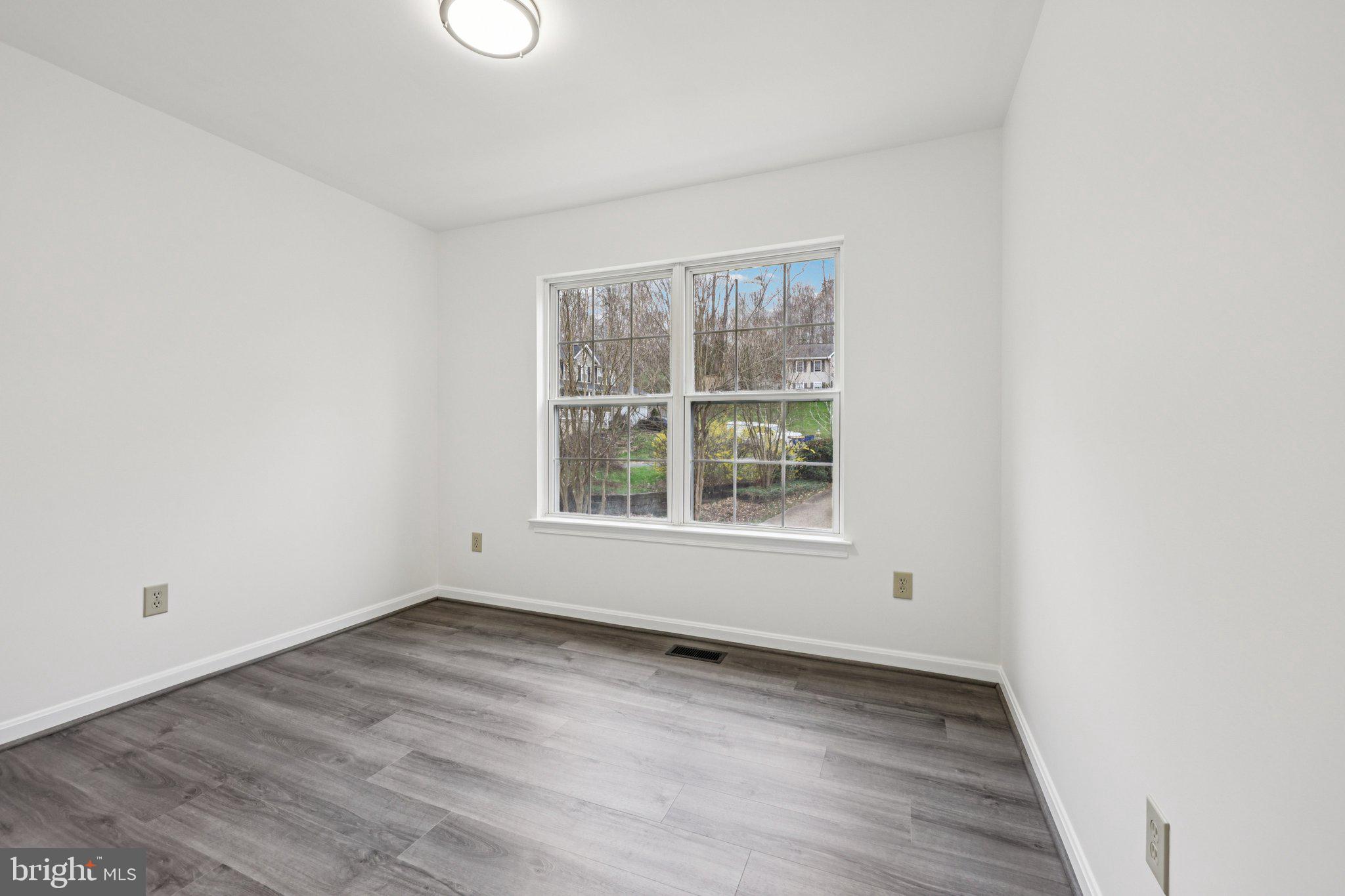 ARGYLE HILLS - Residential