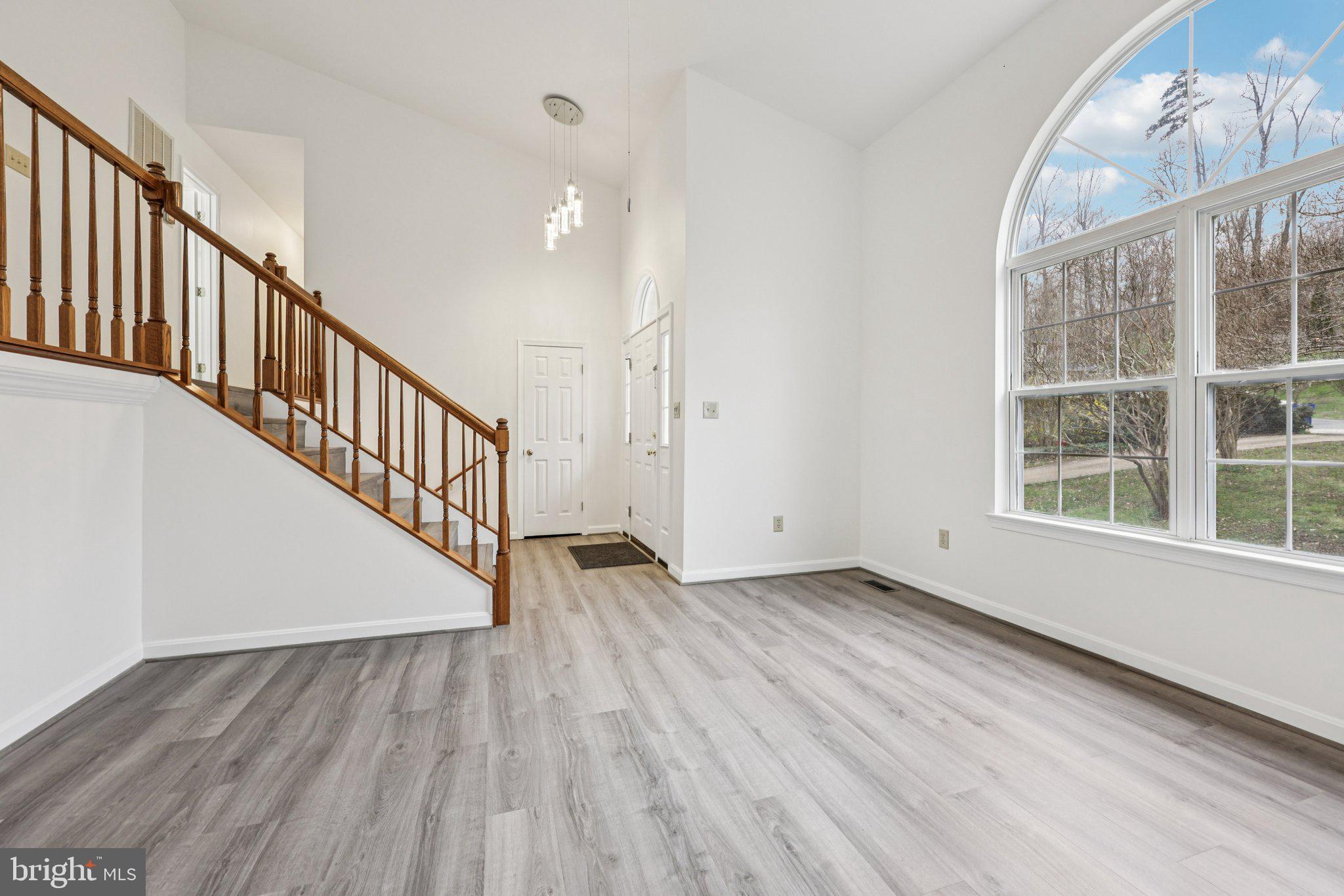 ARGYLE HILLS - Residential