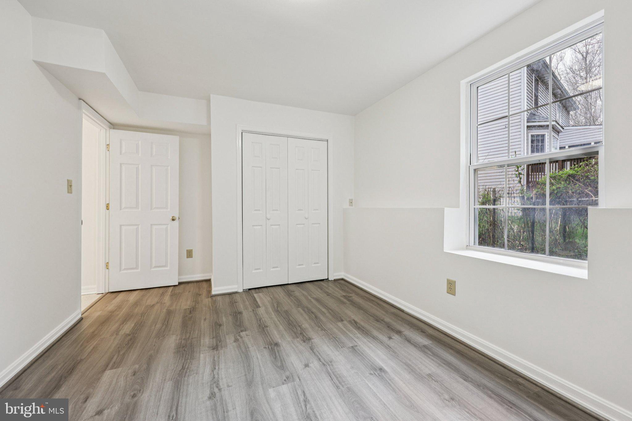 ARGYLE HILLS - Residential