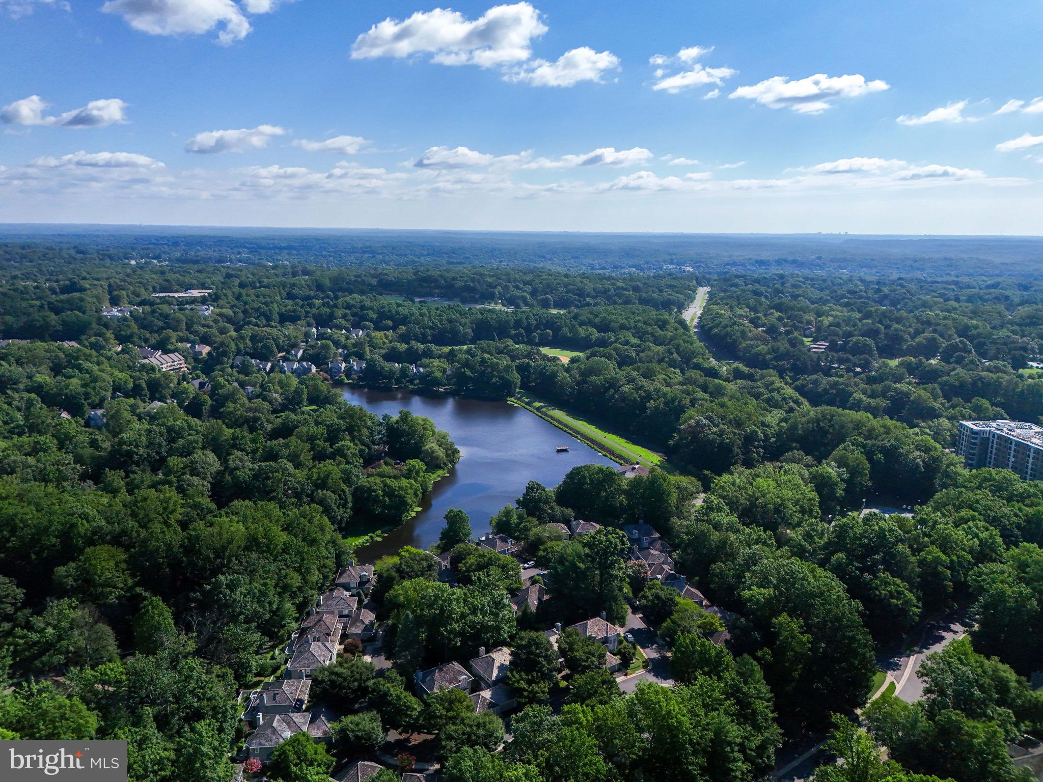 SOUTHGATE - Residential