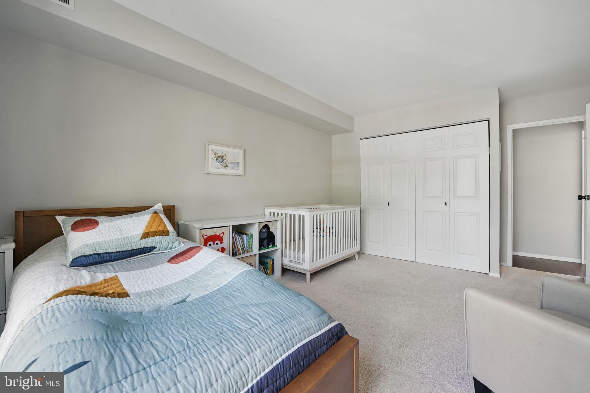 SOUTHGATE - Residential