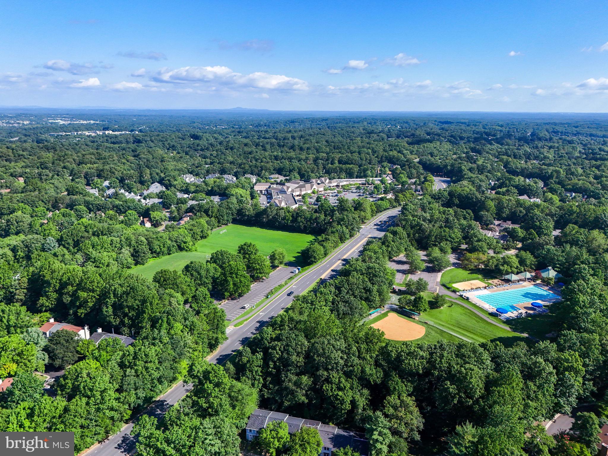 SOUTHGATE - Residential