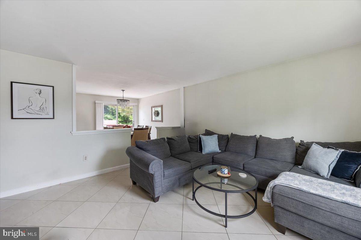 17 BERMUDA AVENUE