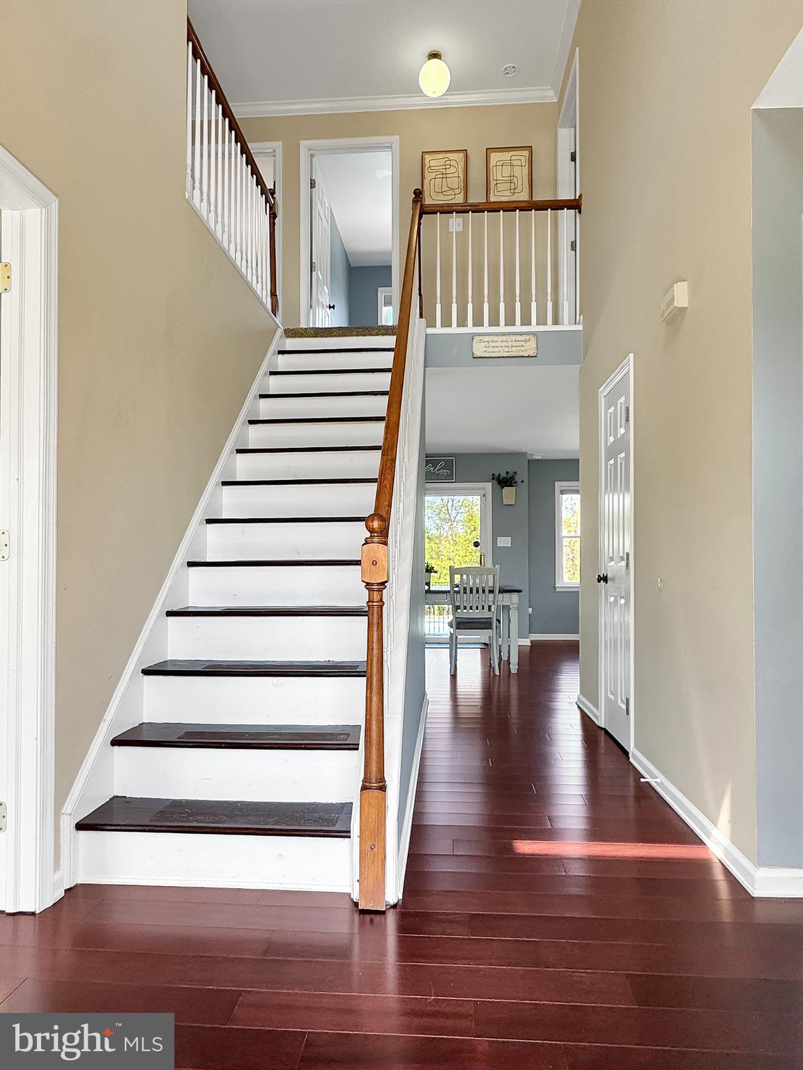 TWIN PONDS - Residential