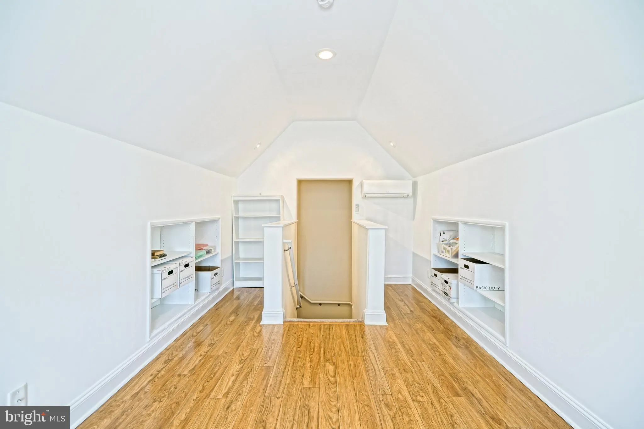 Lewes, Delaware 19958, United States, 4 Bedrooms Bedrooms, ,3 BathroomsBathrooms,Residential,Pending,111648