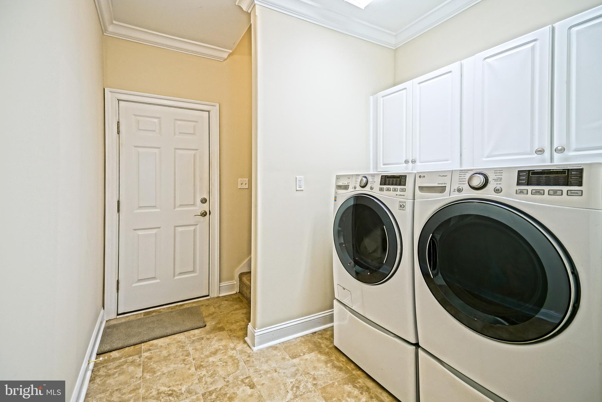 PILOTTOWN VILLAGE - Residential