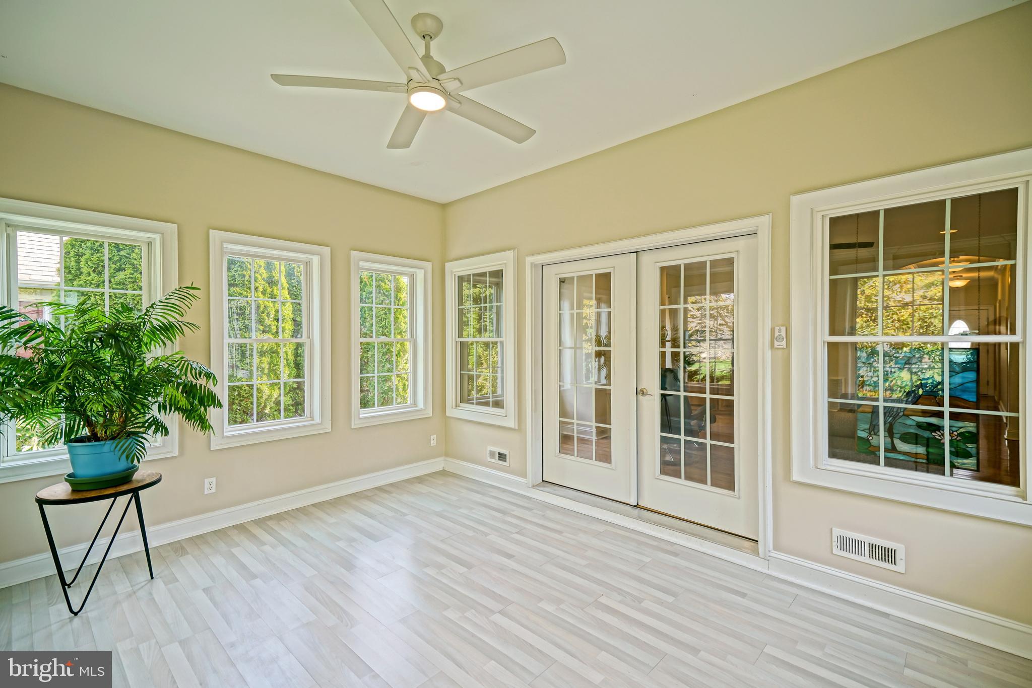 PILOTTOWN VILLAGE - Residential