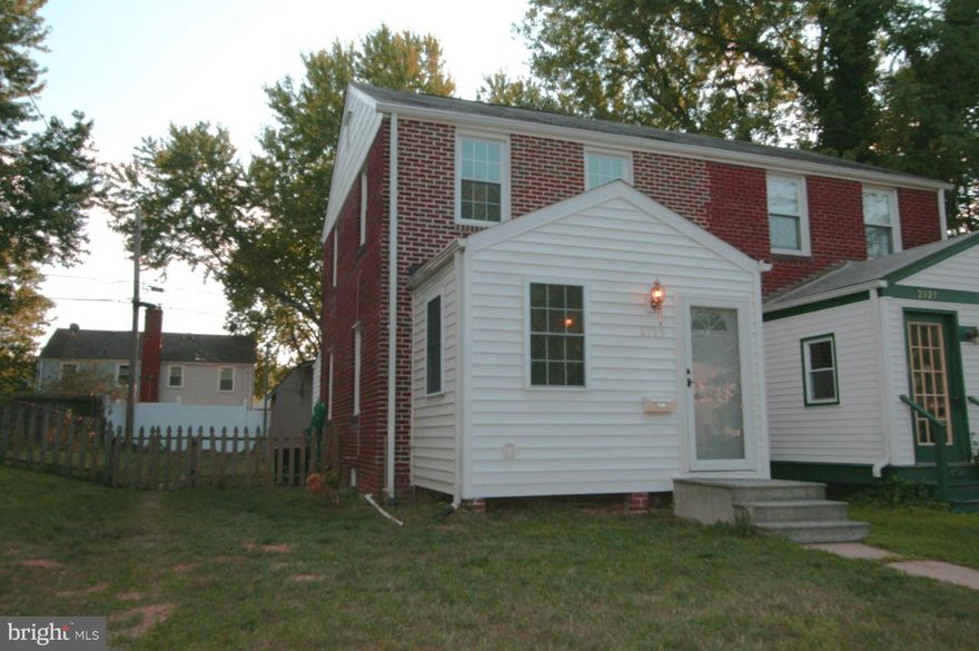 Updated 3-level home w/1st floor addition & large kitchen located 2 blocks from the Huntington Metro (Yellow Line). Excellent condition, w/updated bathroom, beautiful hardwood floors, dishwasher, microwave, and gas heat/central air will add to your comfort here. Plus large storage shed & concrete patio for BBQ's out back. Available now. No pets & no smoking. Good credit & references are required.