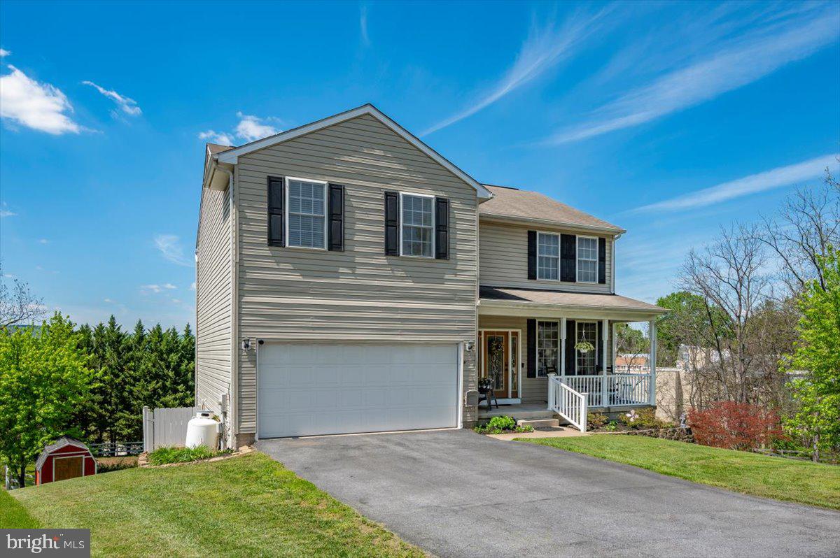 MANOR RIDGE - Residential