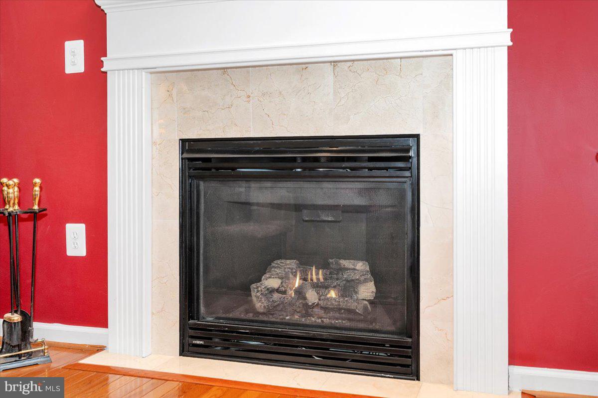 MANOR RIDGE - Residential