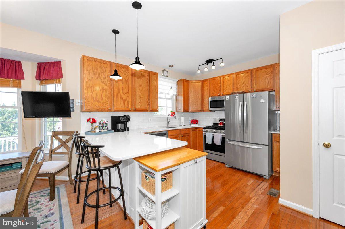 MANOR RIDGE - Residential