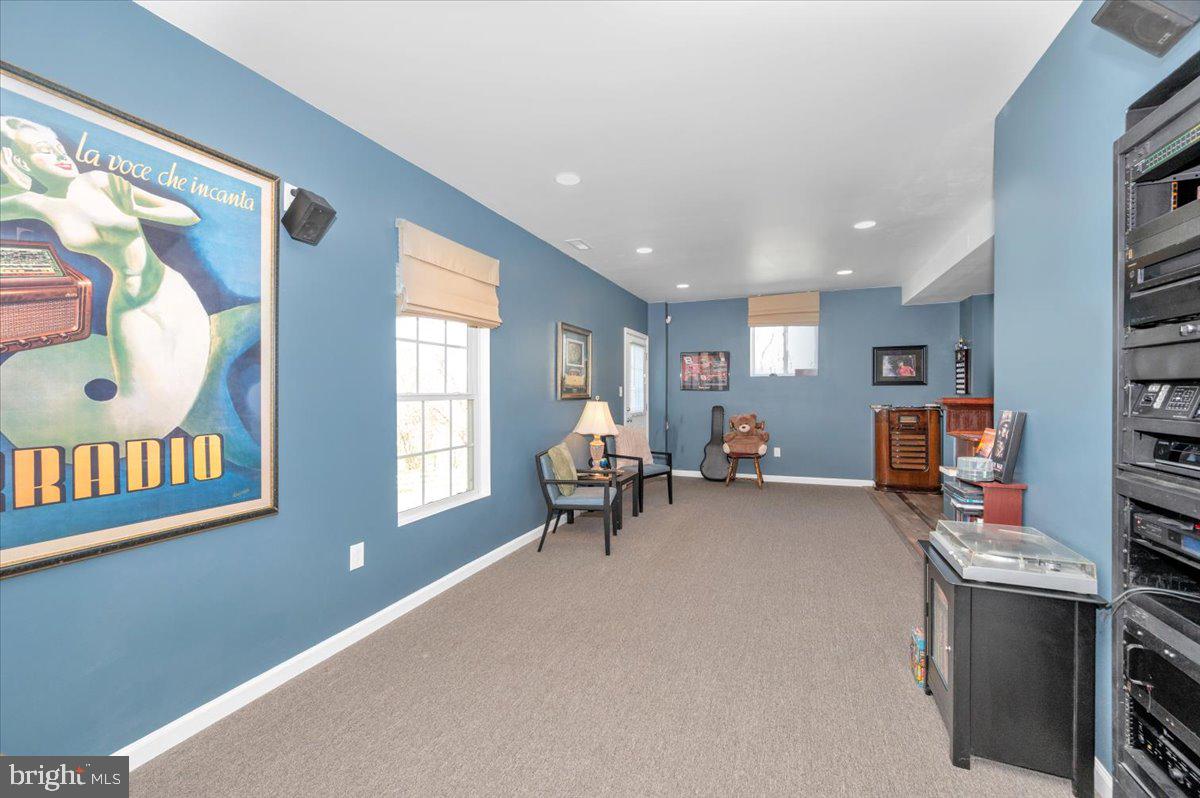 MANOR RIDGE - Residential