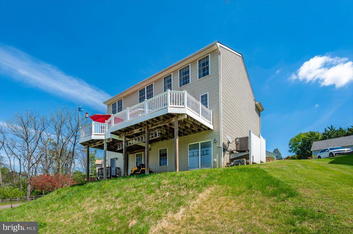 MANOR RIDGE - Residential