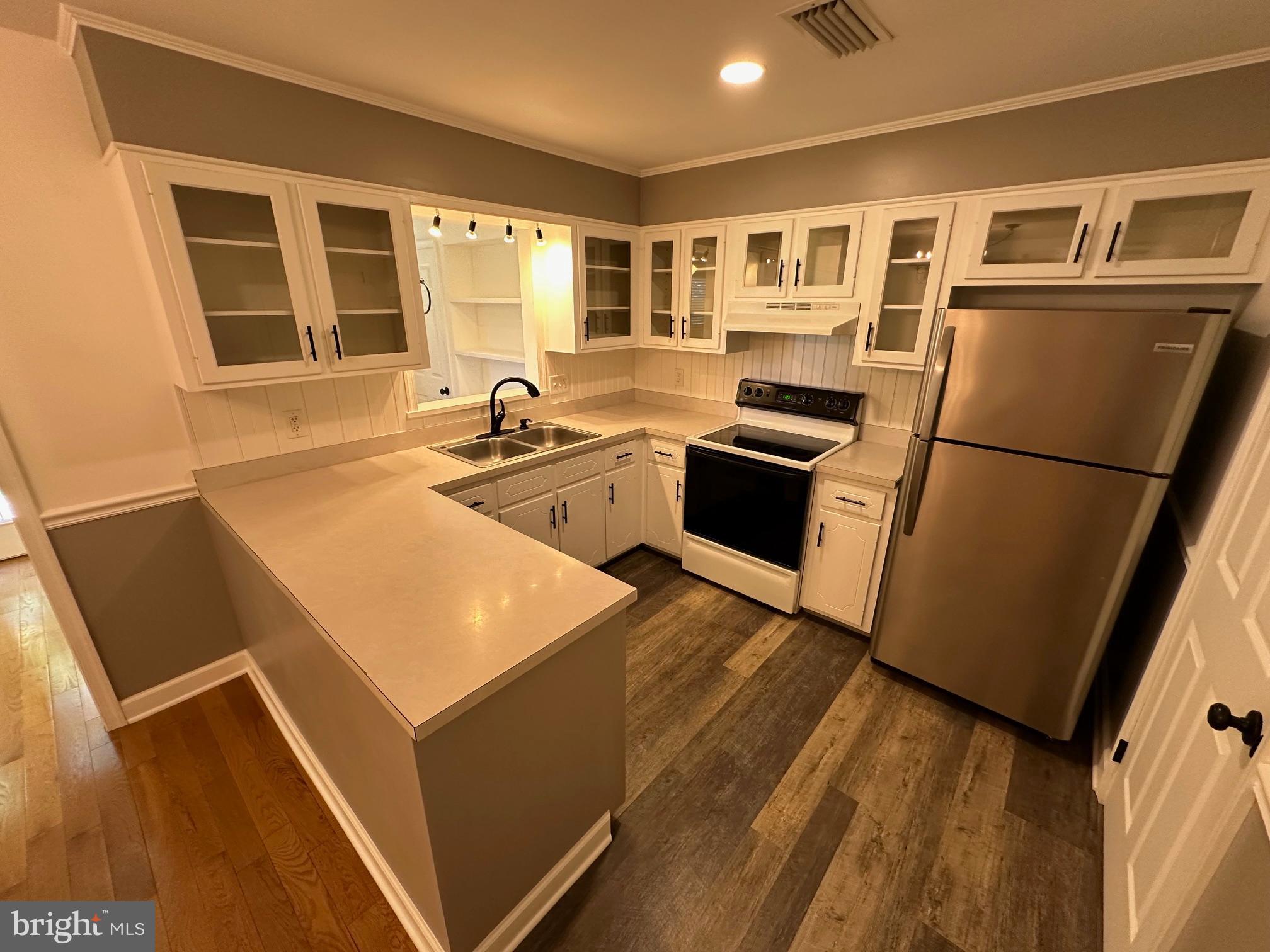 TUSCAWILLA HILLS - Residential