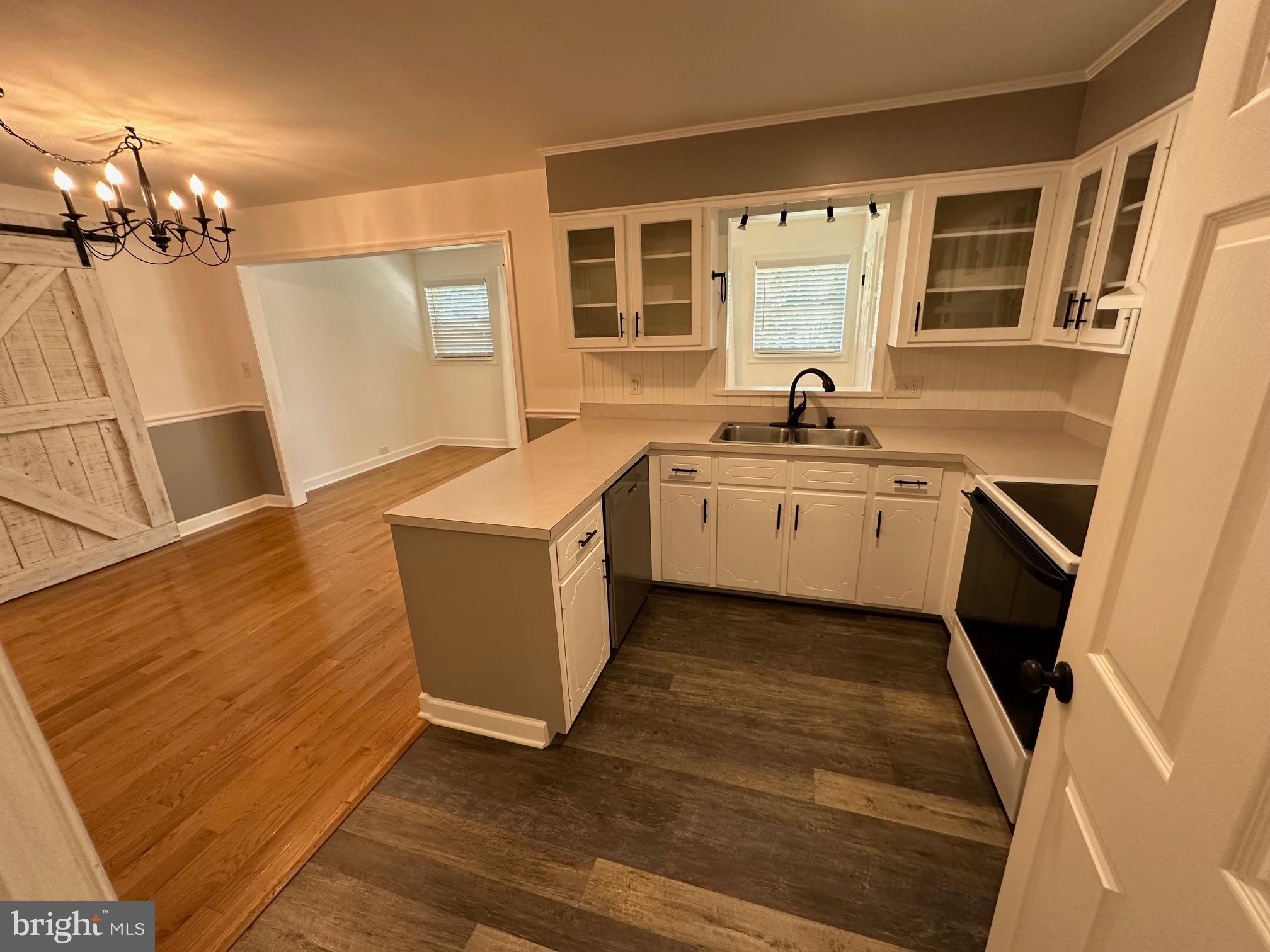 TUSCAWILLA HILLS - Residential