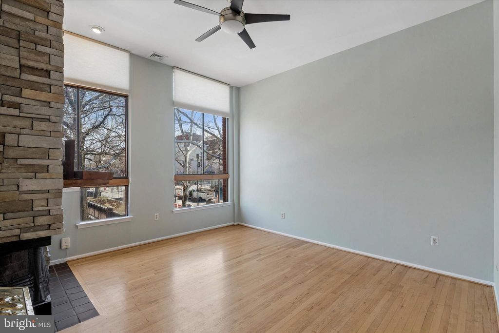 Photo of 210 Church Street #1C, PHILADELPHIA, PA 19106 (MLS # PAPH2592716)