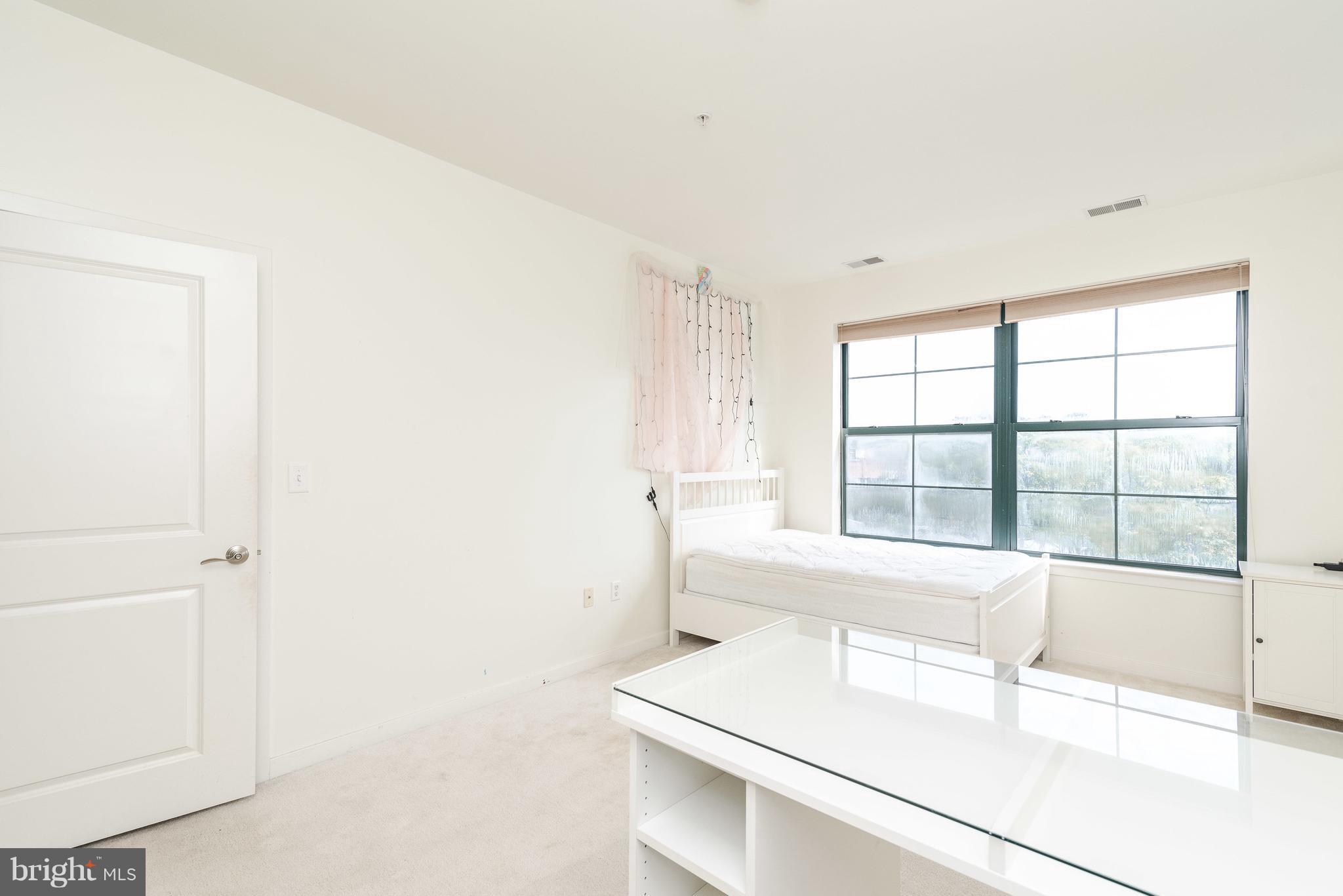 CHARLES VILLAGE - Residential Lease