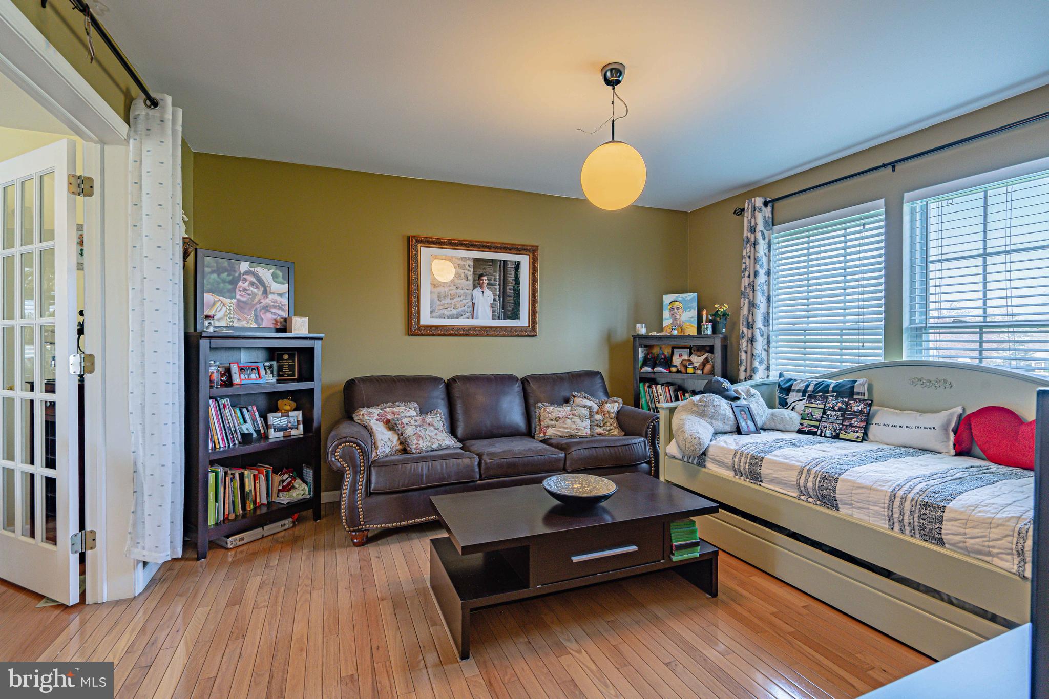 GREEN HILLS - Residential