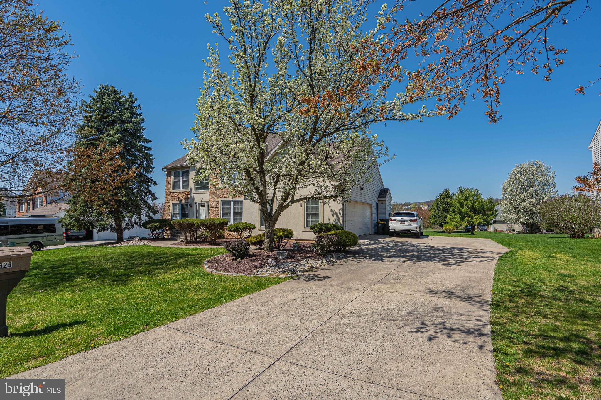 GREEN HILLS - Residential