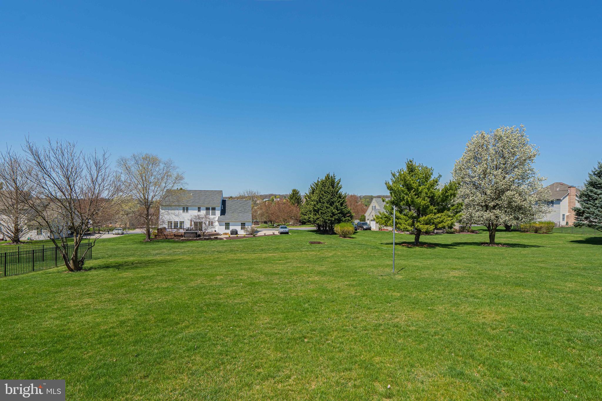 GREEN HILLS - Residential