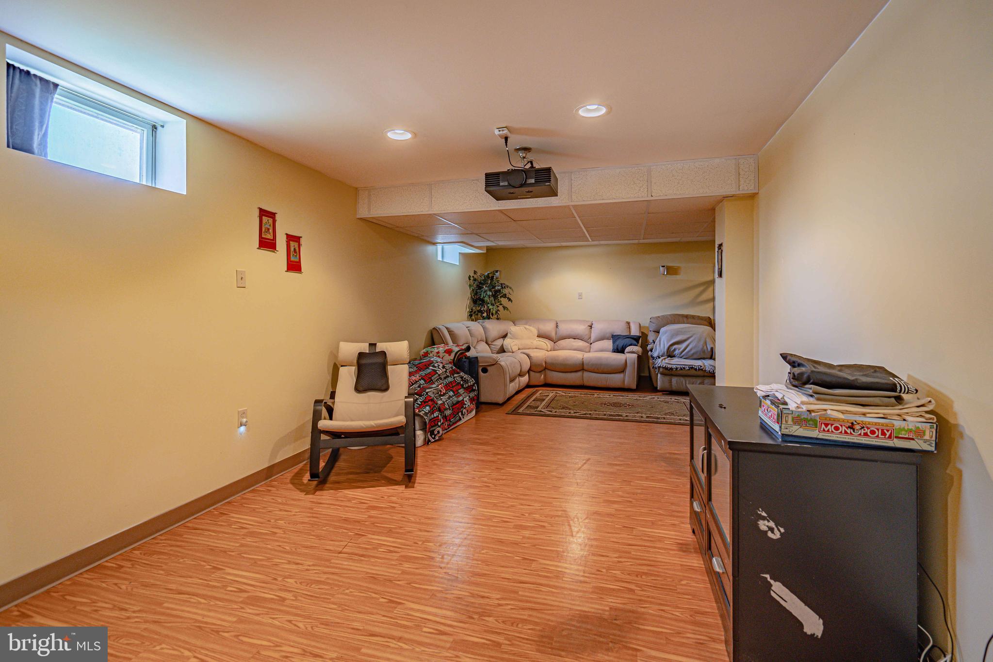 GREEN HILLS - Residential